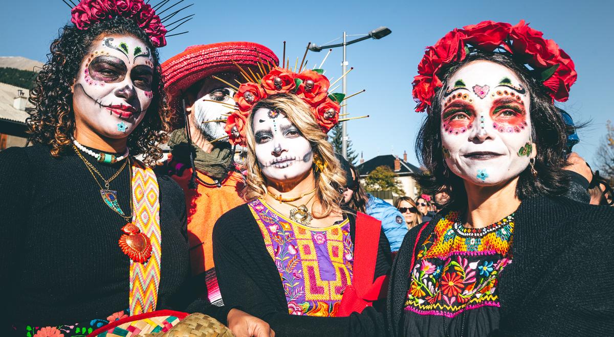 Fête des Morts de Barcelonnette - Fête des Morts de Barcelonnette Fête des Morts de Barcelonnette - Fête des Morts de Barcelonnette