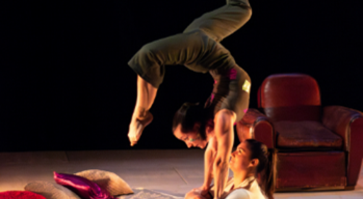 Spectacle de cirque  "Même pas malle"_Embrun