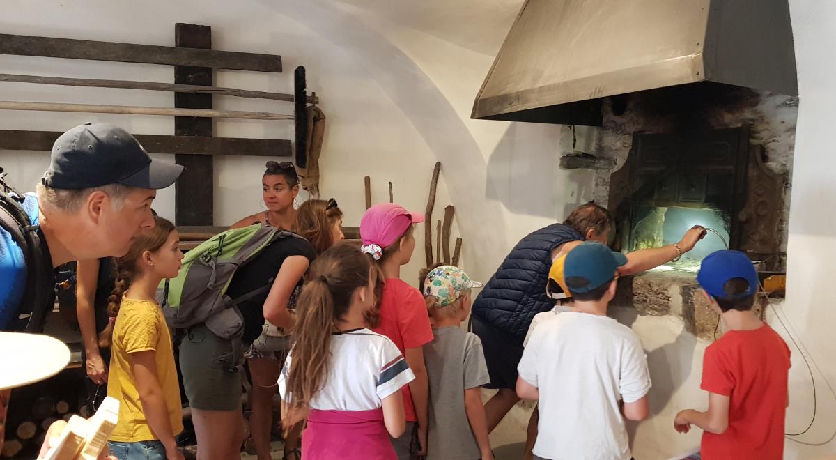 Enquête animée : L'armoire aux 8 serrures_Château-Ville-Vieille