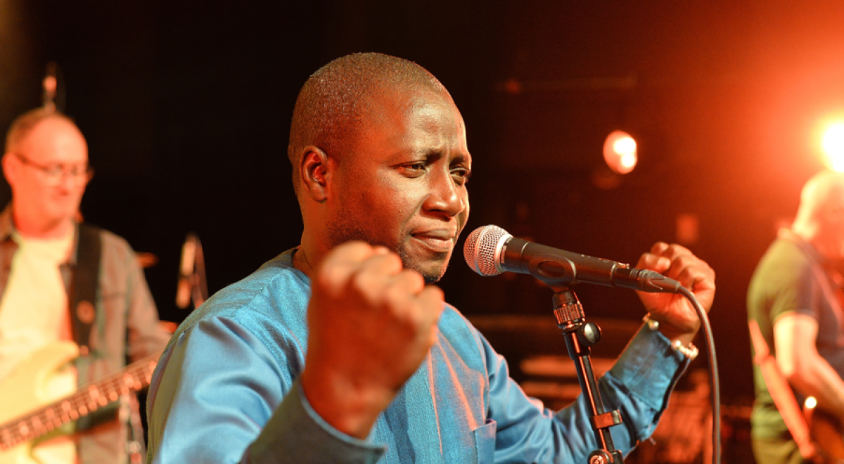 Les concerts du samedi avec Issa Sorry Bamba_Embrun