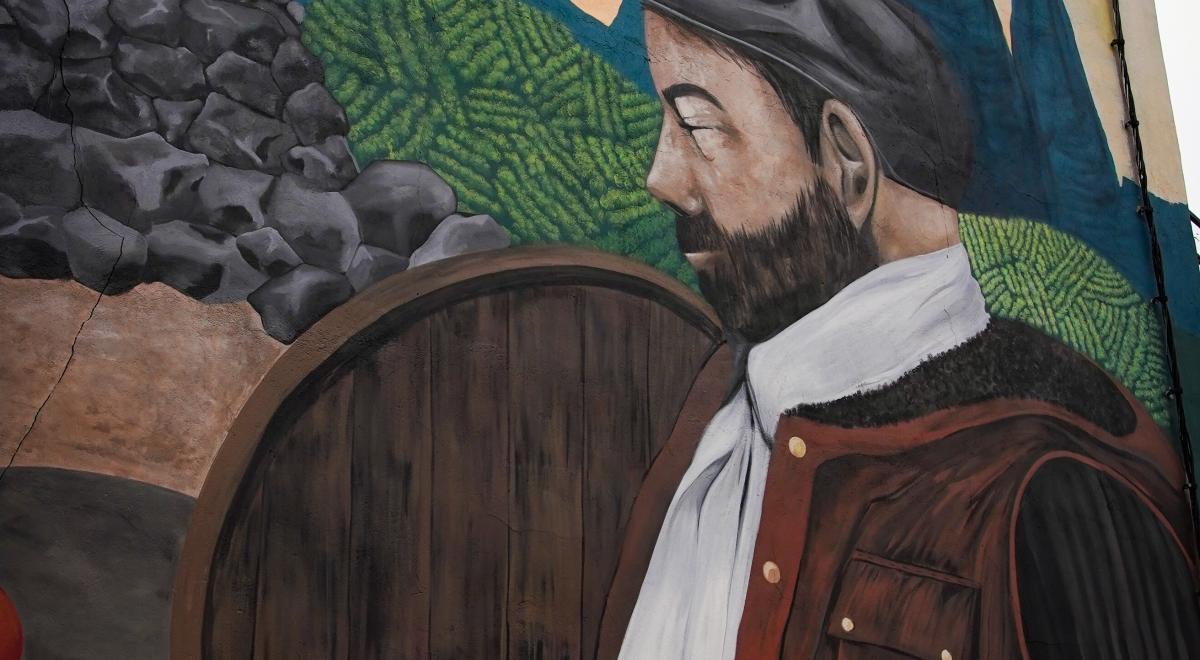 Rendez-vous en terres connues : Les murmures des montagnes._Remollon - maison du vigneron