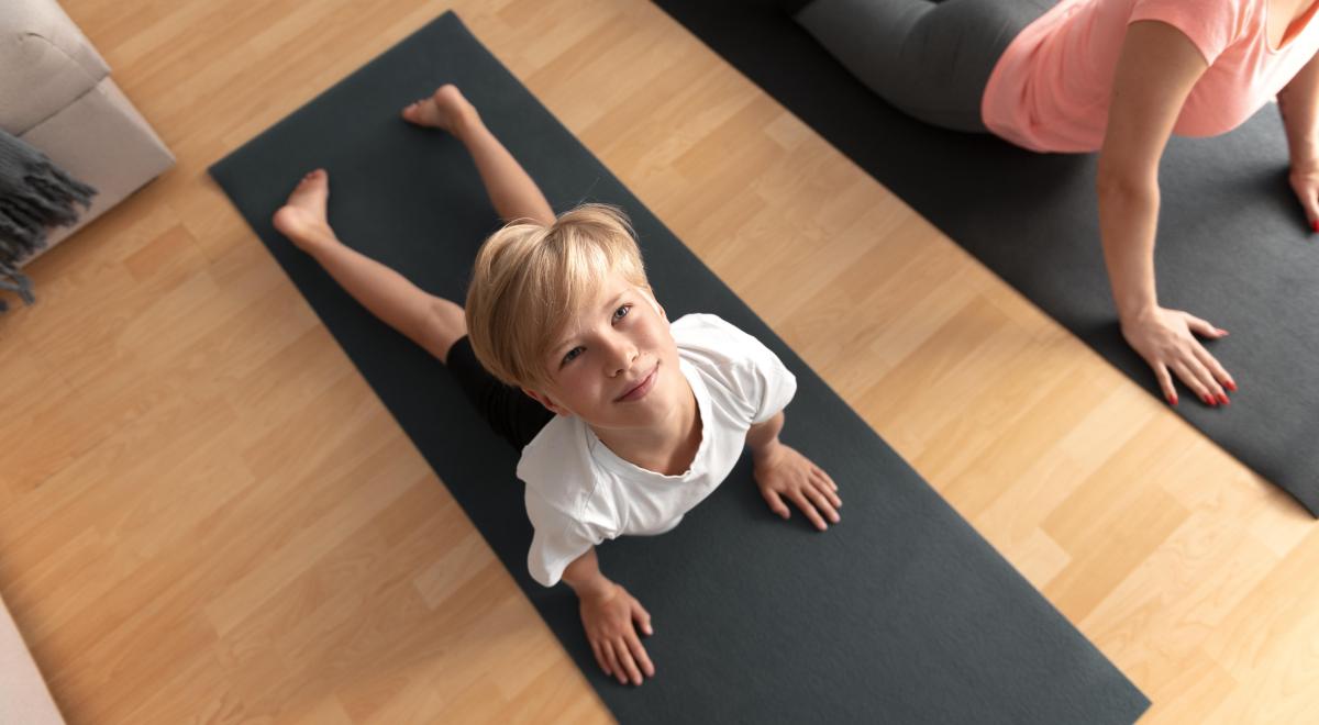 Yoga enfants (4-11 ans)_Les Orres - Yoga enfants (4-11 ans)_Les Orres Yoga enfants (4-11 ans)_Les Orres - Yoga enfants (4-11 ans)_Les Orres