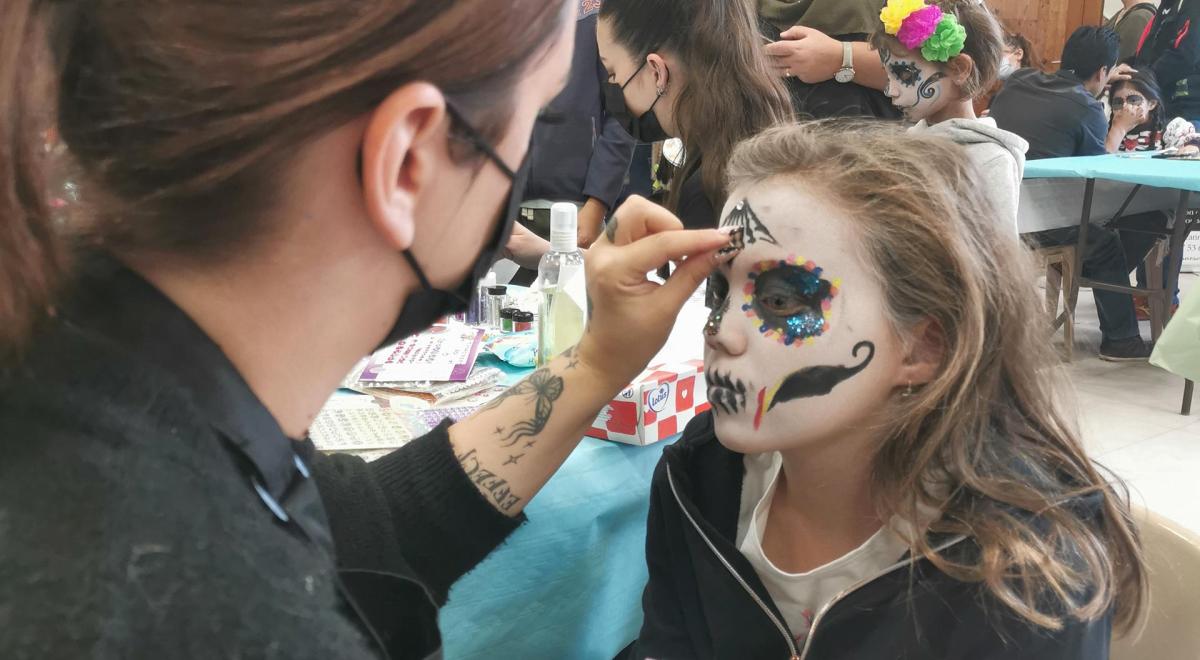 Atelier maquillage de la Fête des Morts - Atelier maquillage de la Fête des Morts Atelier maquillage de la Fête des Morts - Atelier maquillage de la Fête des Morts