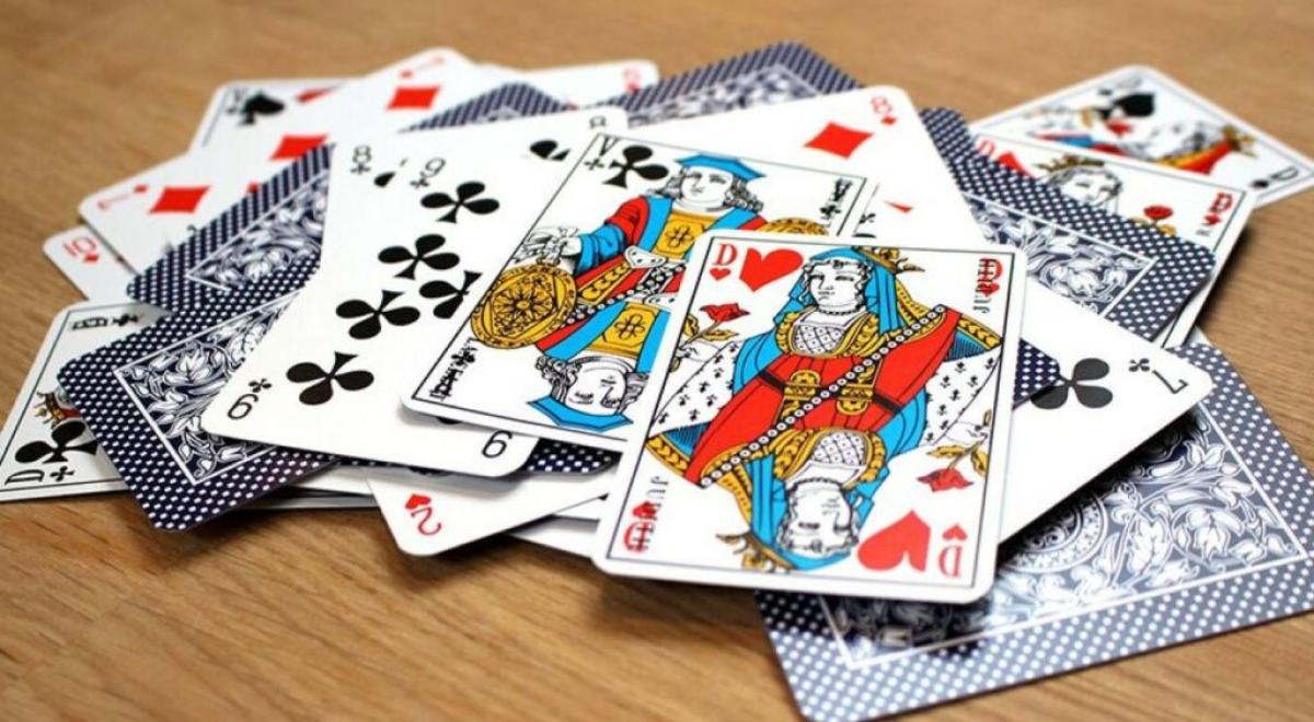 Soirée tarot à l‘Alternateur - Jeu de cartes