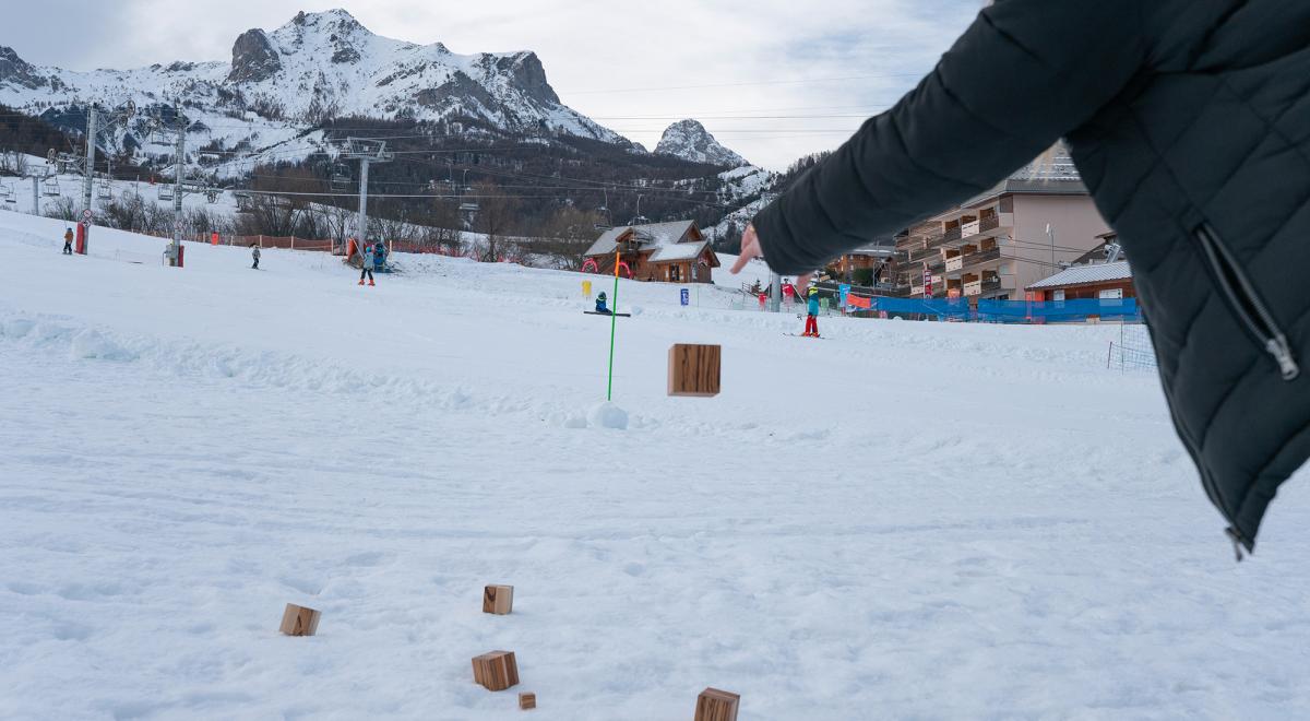 Pétanque sur neige au Sauze - Pétanque sur neige au Sauze