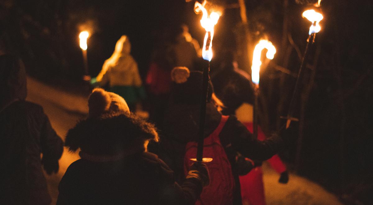 Lune blanche - Le Sauze - balade raquettes aux flambeaux