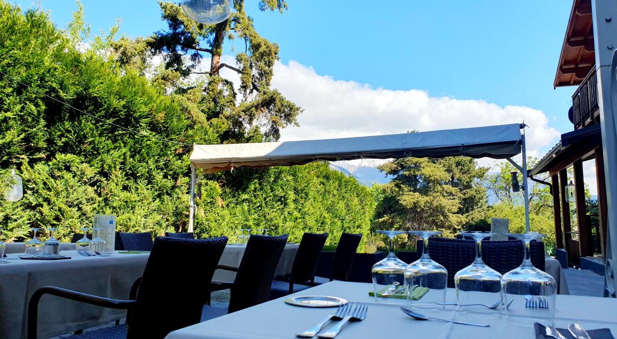 Terrasse restaurant Les Peupliers - Terrasse restaurant Les Peupliers