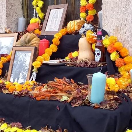 Balade nocturne de Jausiers - Autel des morts de Jausiers Balade nocturne de Jausiers - Autel des morts de Jausiers