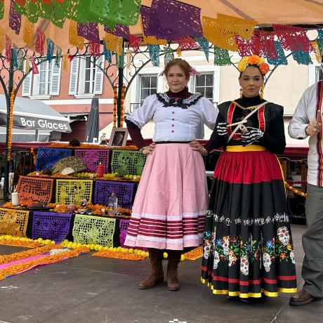 Inauguration de l’autel des morts participatif - Barcelonnette - Autel des morts participatif
